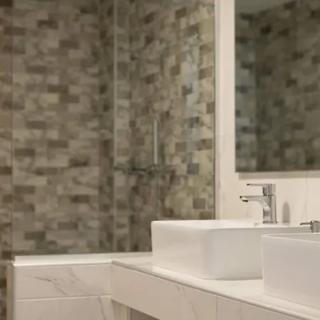 Hh Bluewater Апартаменты *